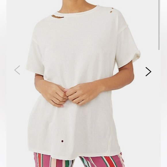 NWT We The Free T Shirt Size M Dani Oversized Distressed Cream Short Sleeve - Picture 2 of 11